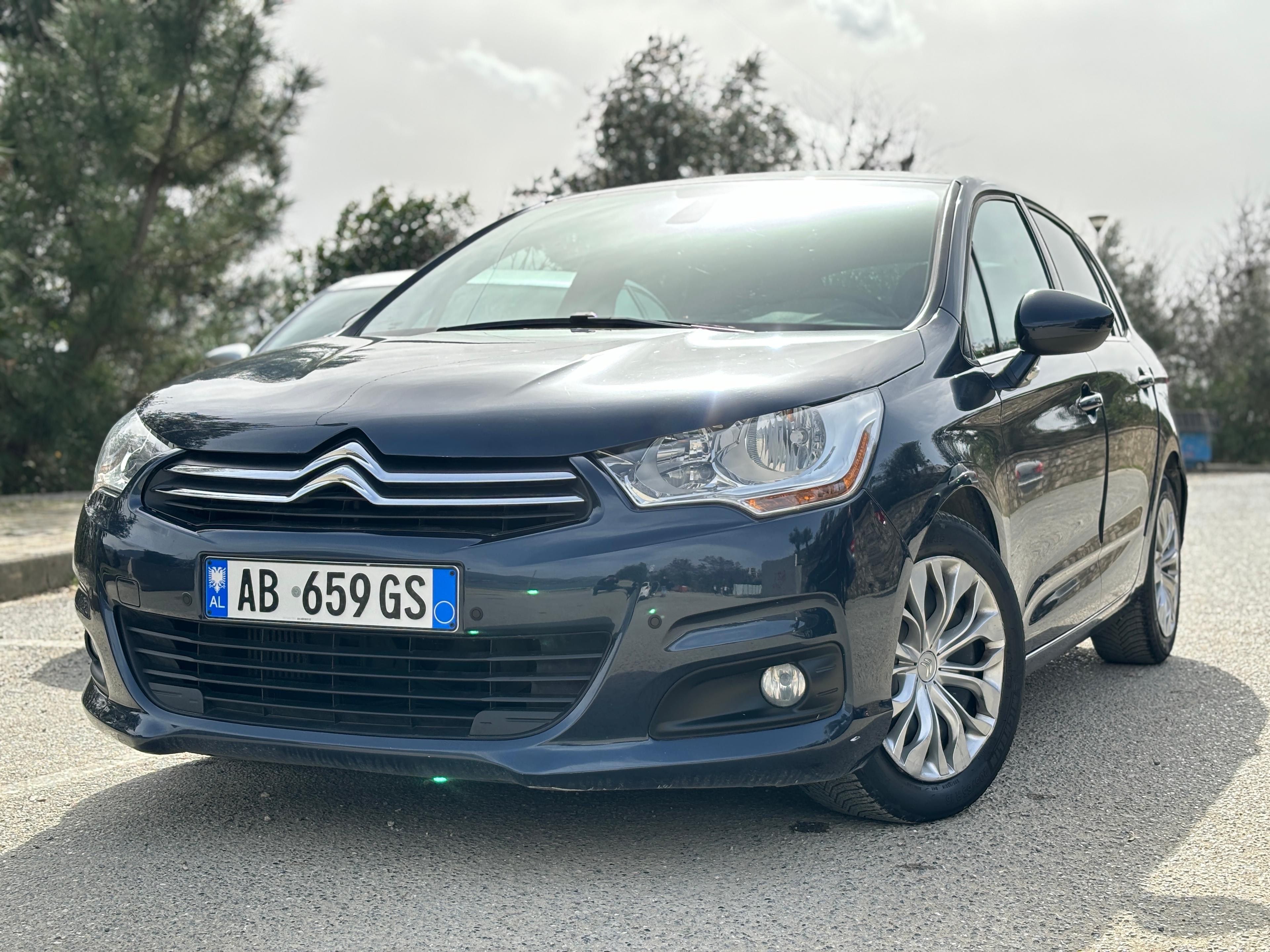 Citroen C4 for rent