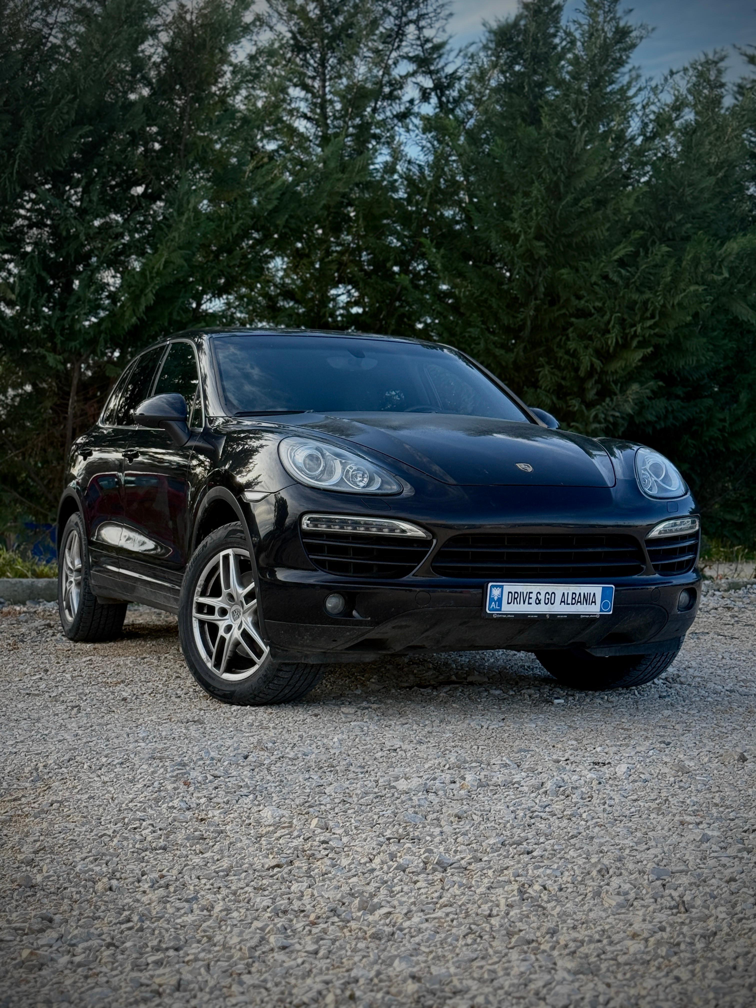 Porsche Cayenne for rent