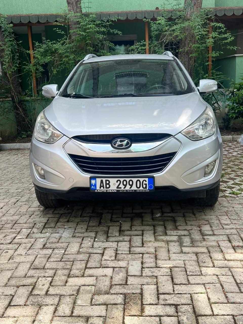 Hyundai Tucson for rent