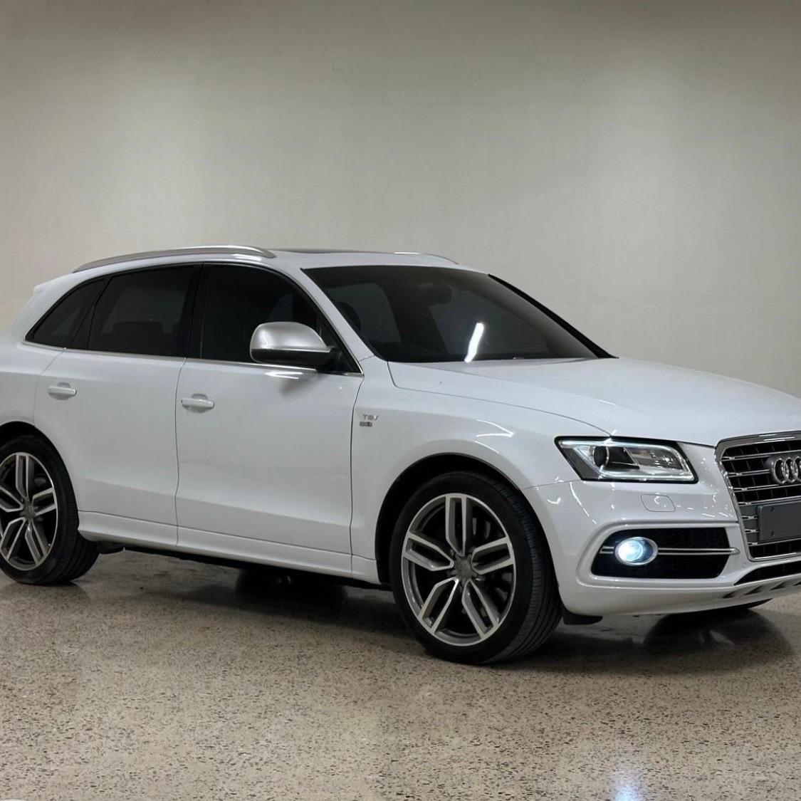 Audi SQ5 for rent