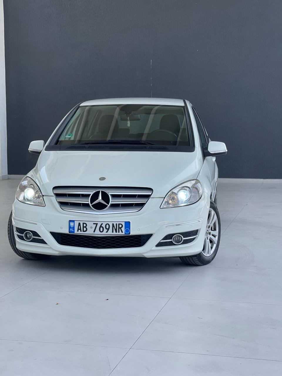 Mercedes-Benz B-Class for rent