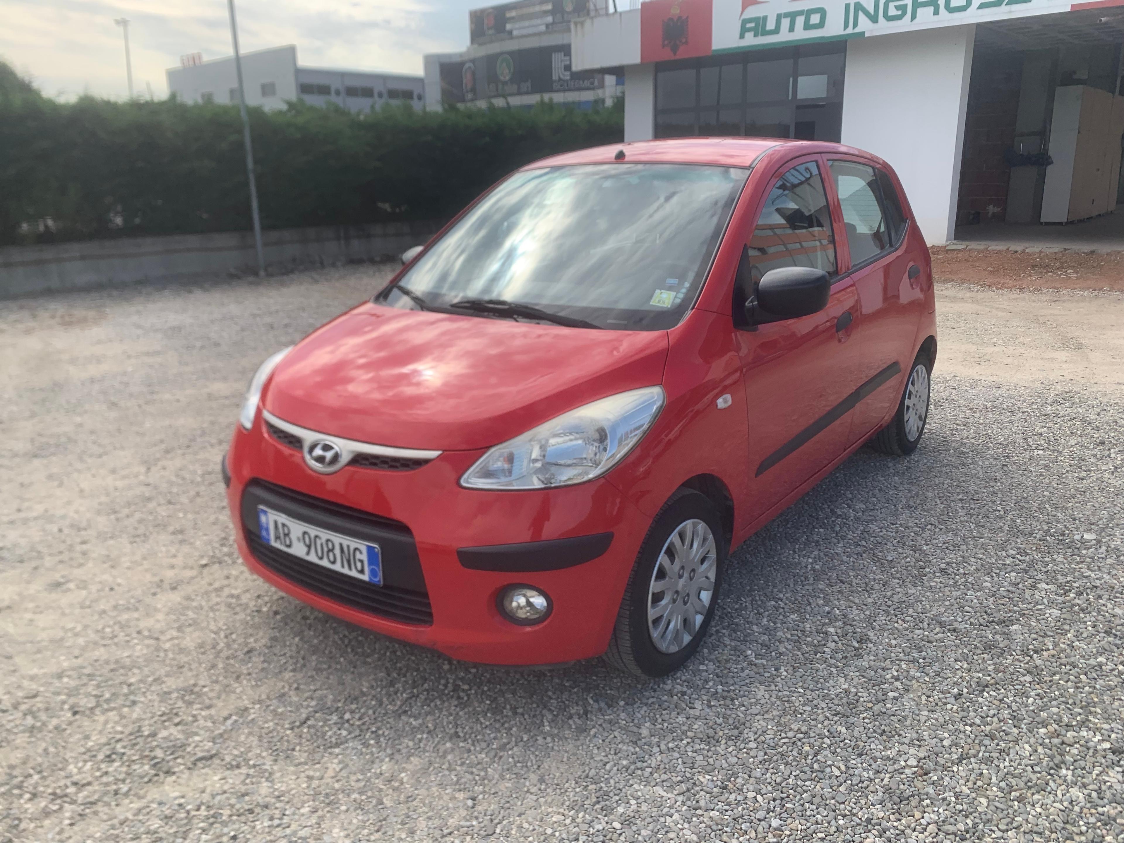 Hyundai i10 for rent
