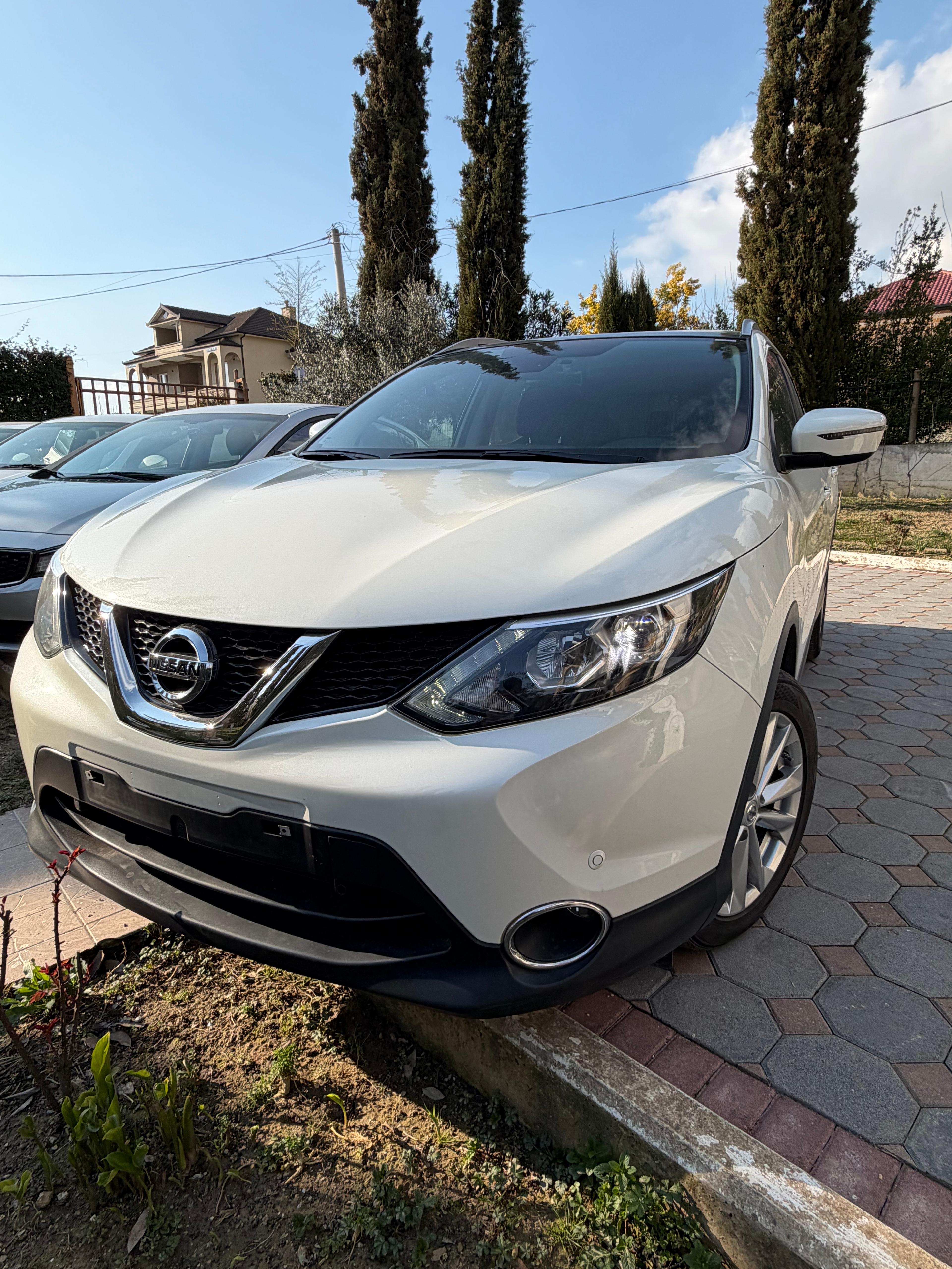 Nissan Qashqai for rent