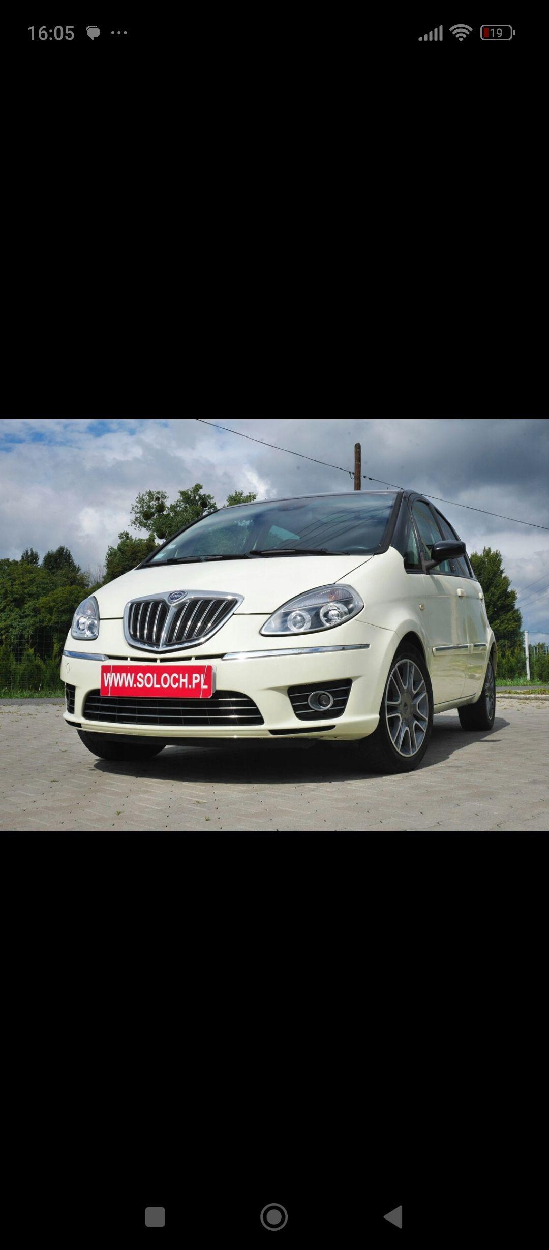 Lancia Ypsilon for rent