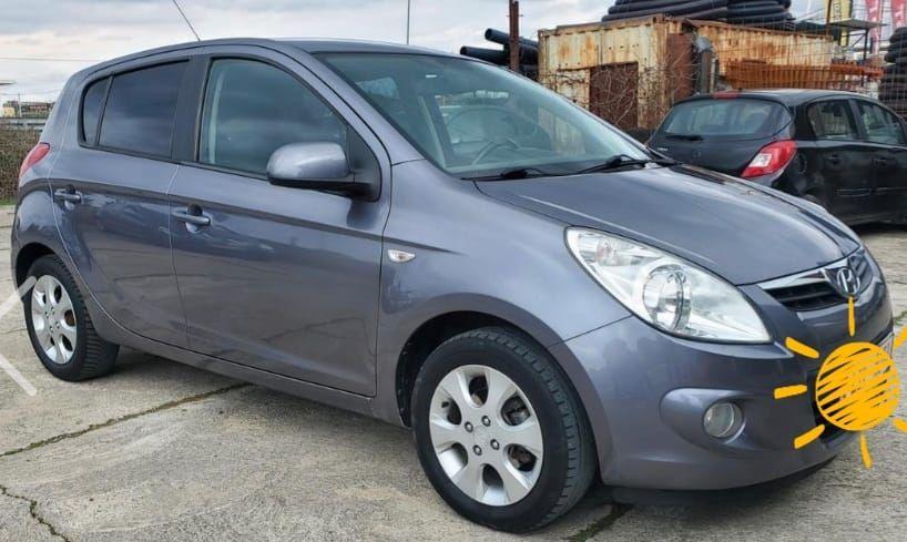 Hyundai Accent for rent