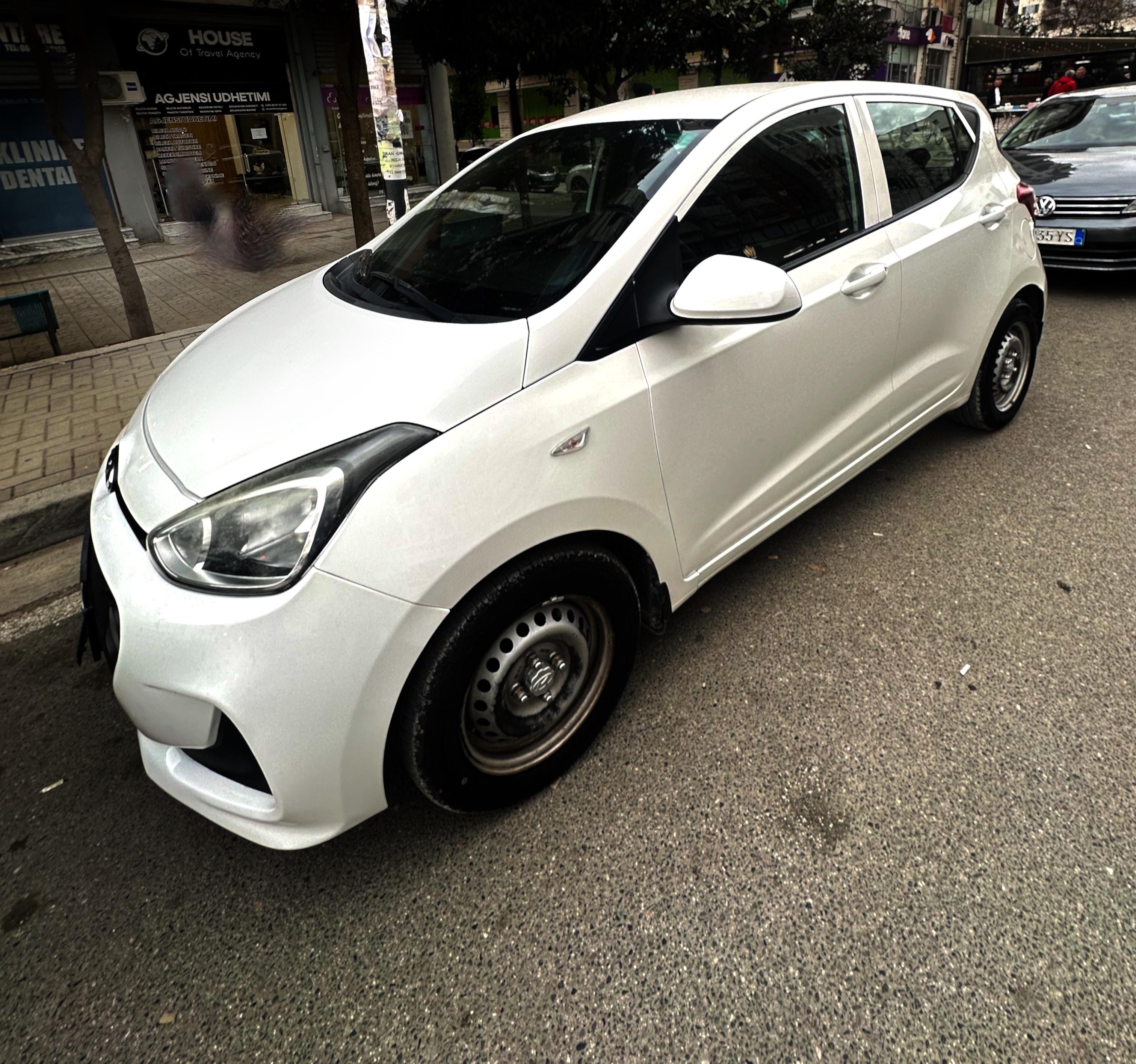Hyundai i10 for rent