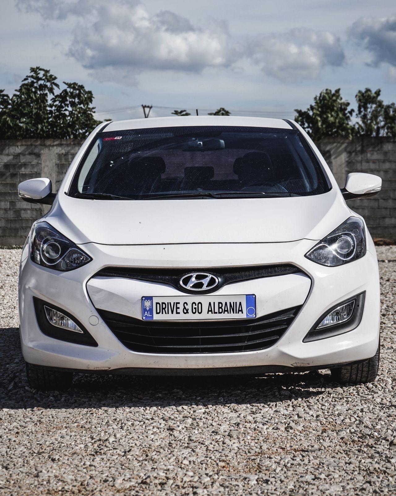 Hyundai I30 for rent