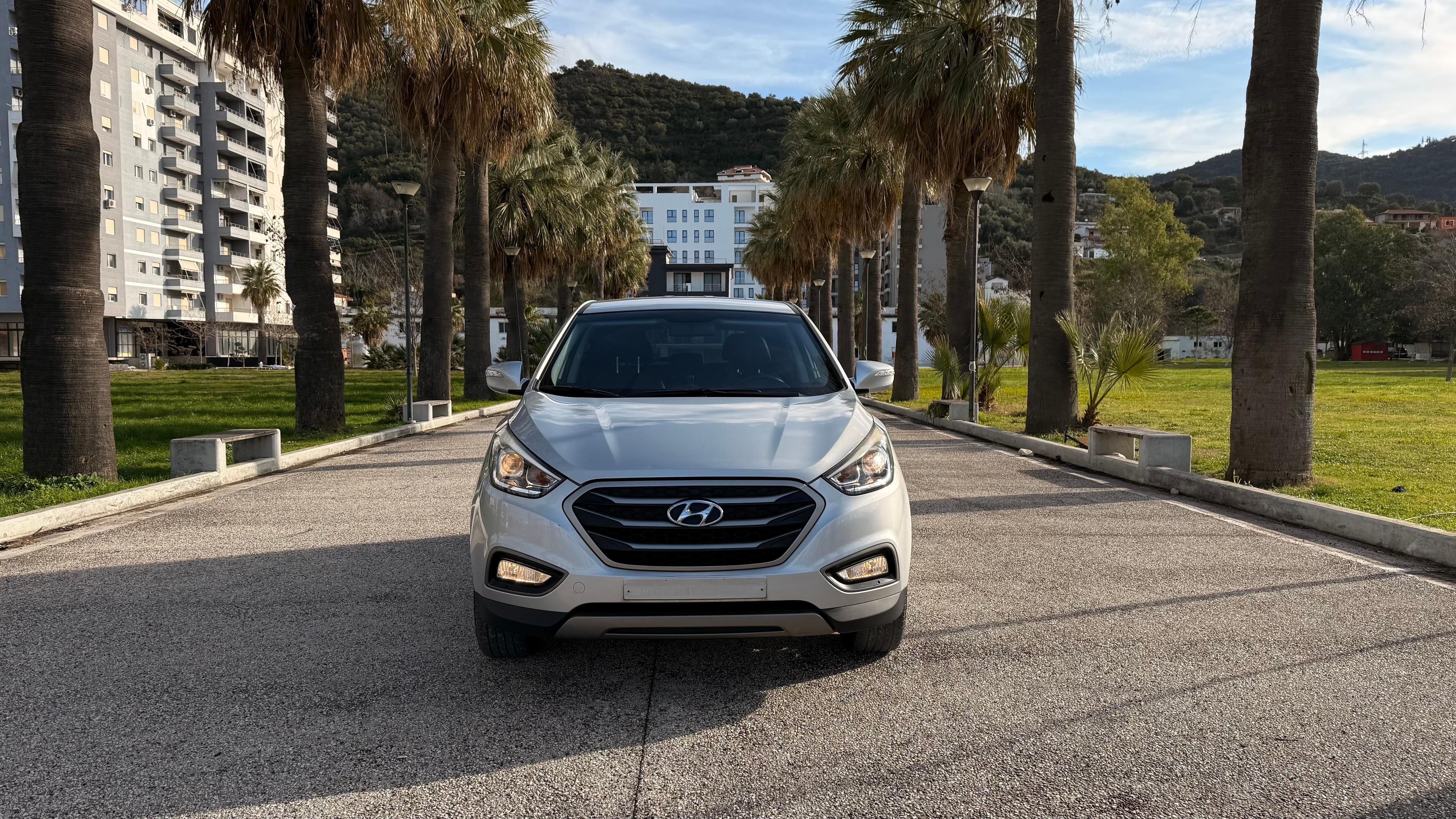 Hyundai Tucson for rent