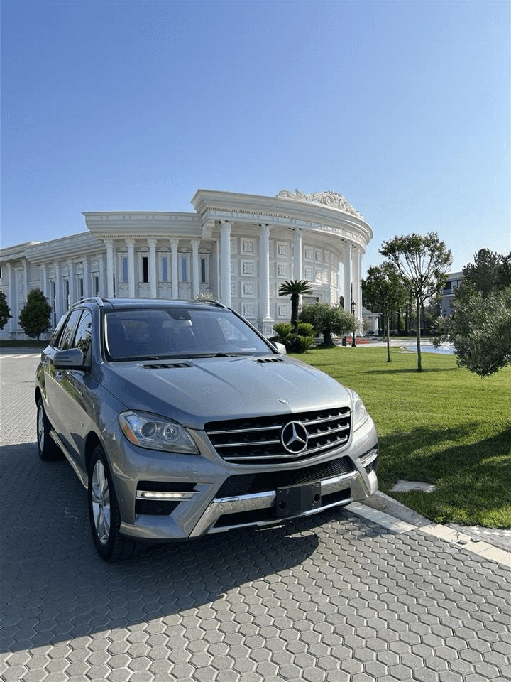 Mercedes-Benz ML Class for rent