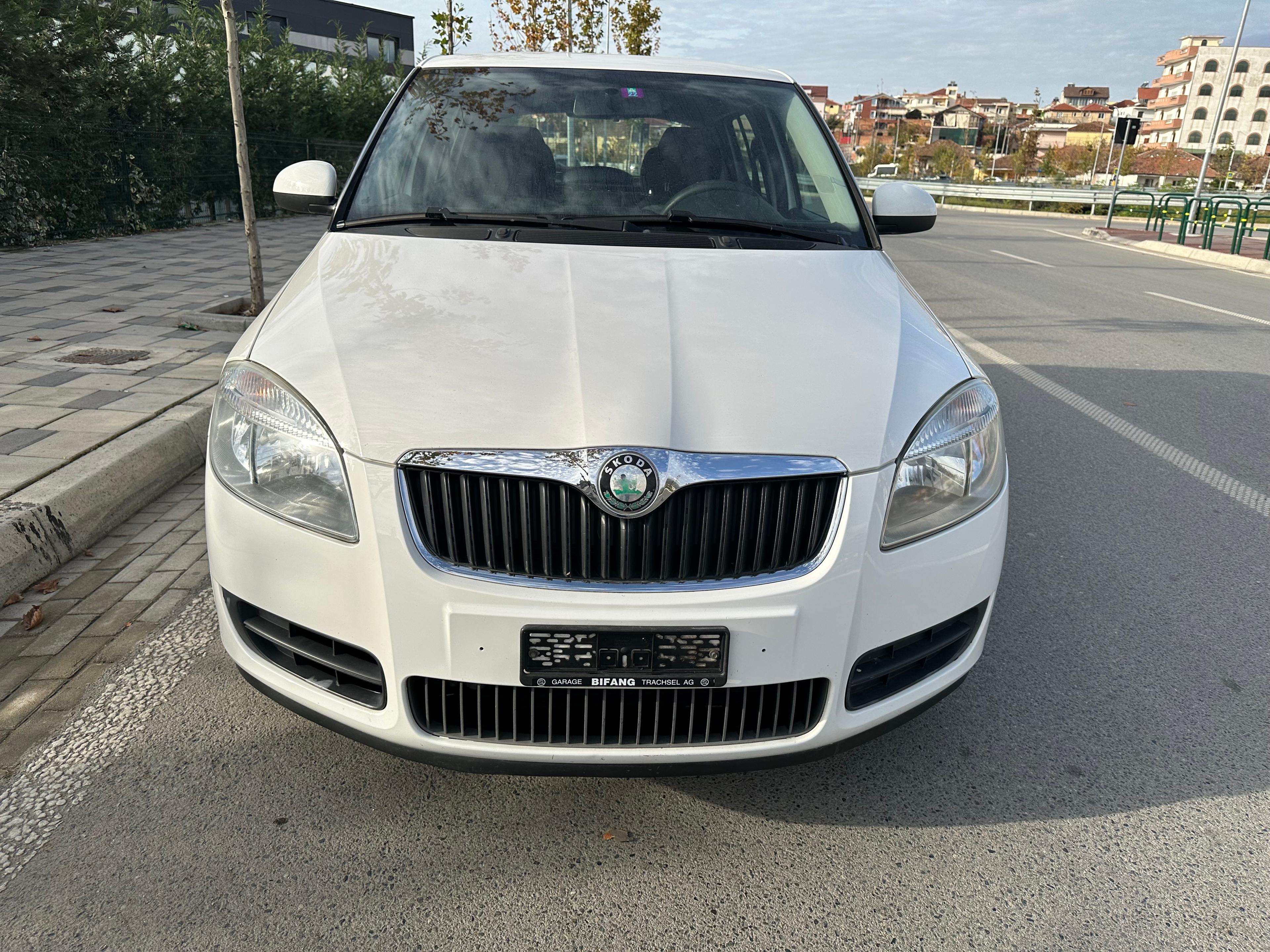 Skoda Fabia for rent