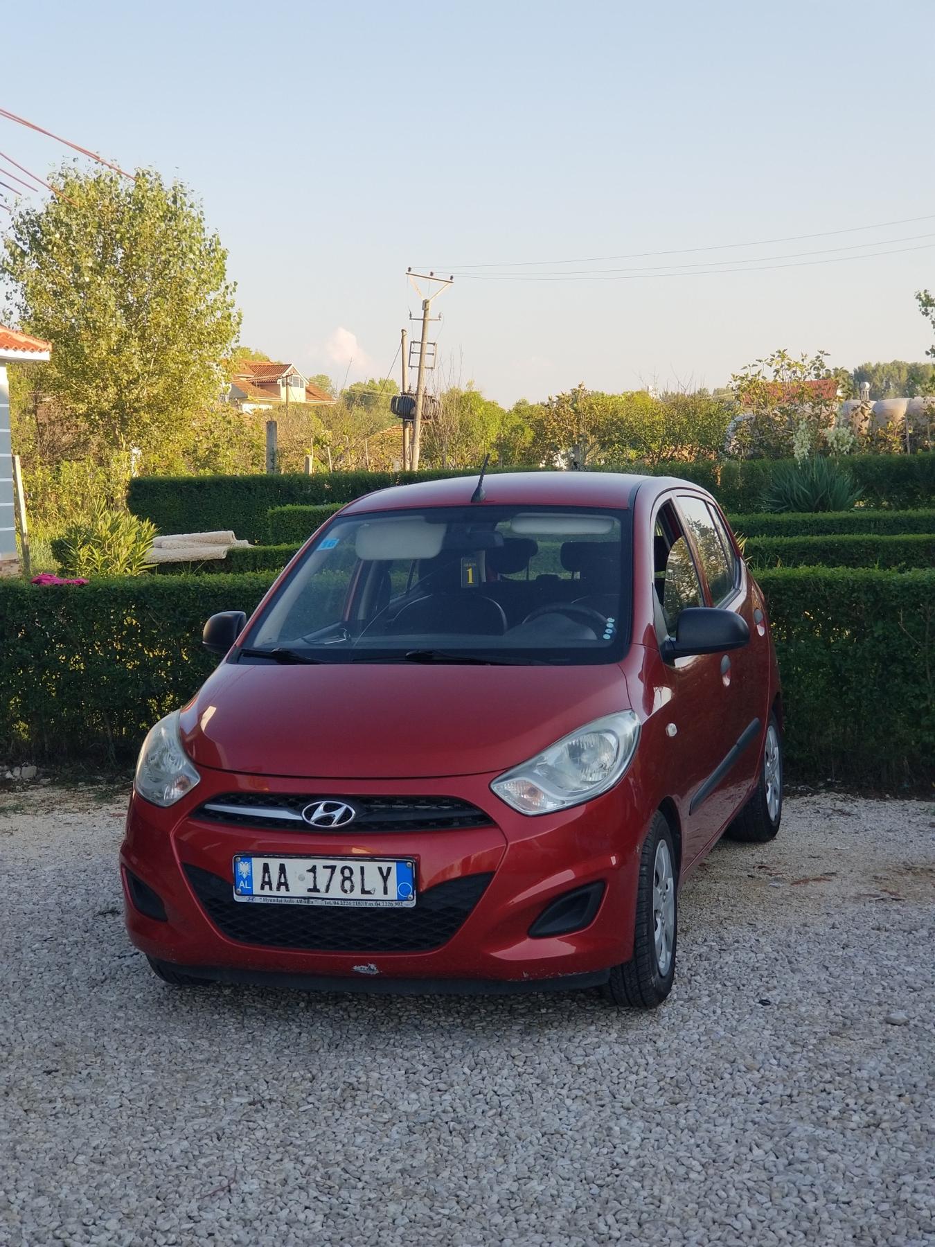 Hyundai i10 for rent