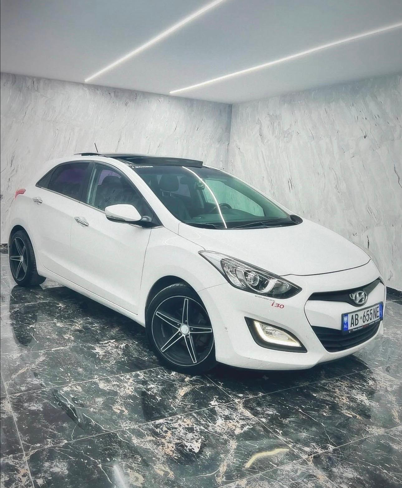 Hyundai I30 for rent