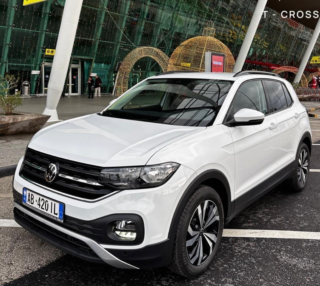 Volkswagen Touareg 2 for rent