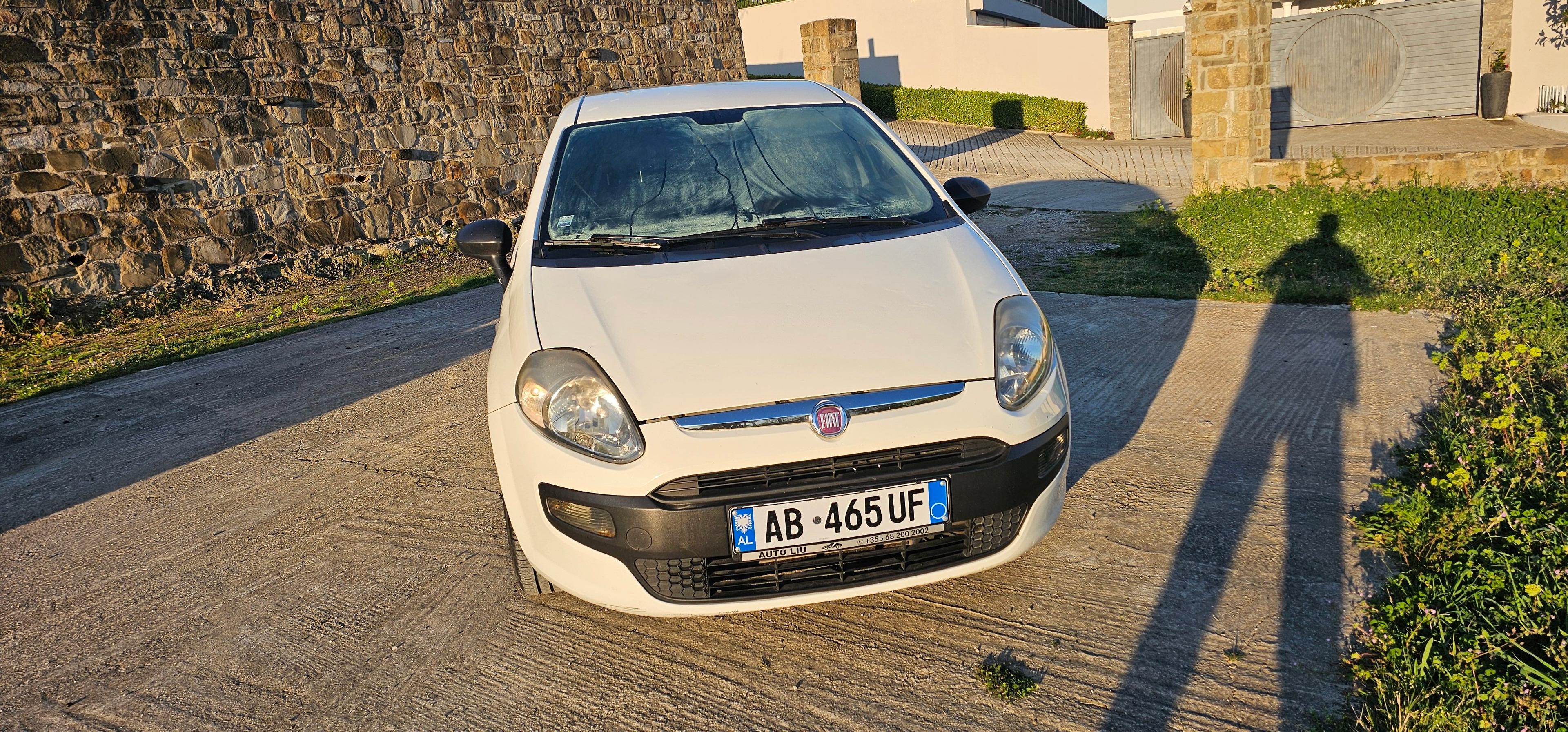 FIAT Grande Punto for rent