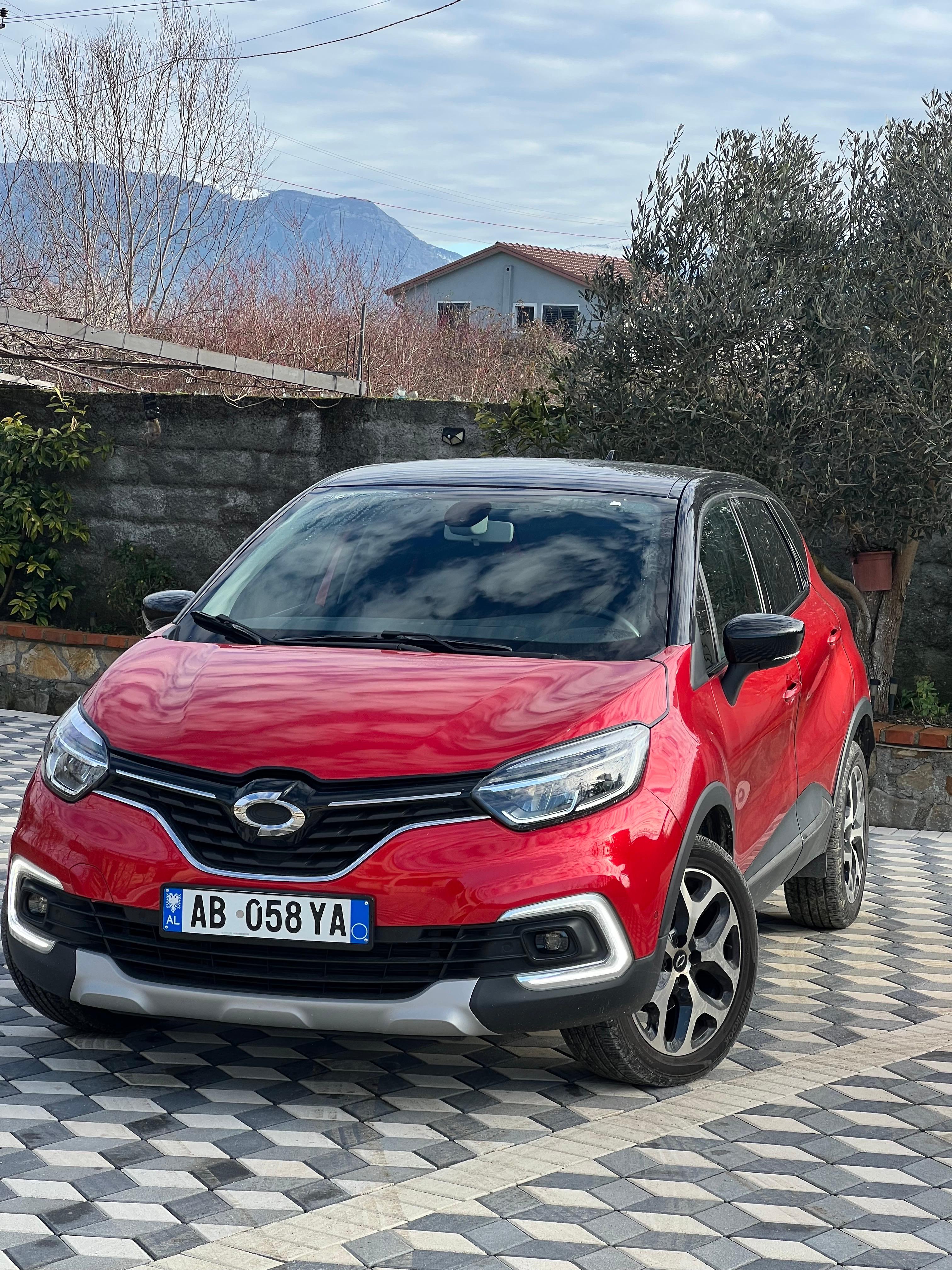Renault Capurt for rent