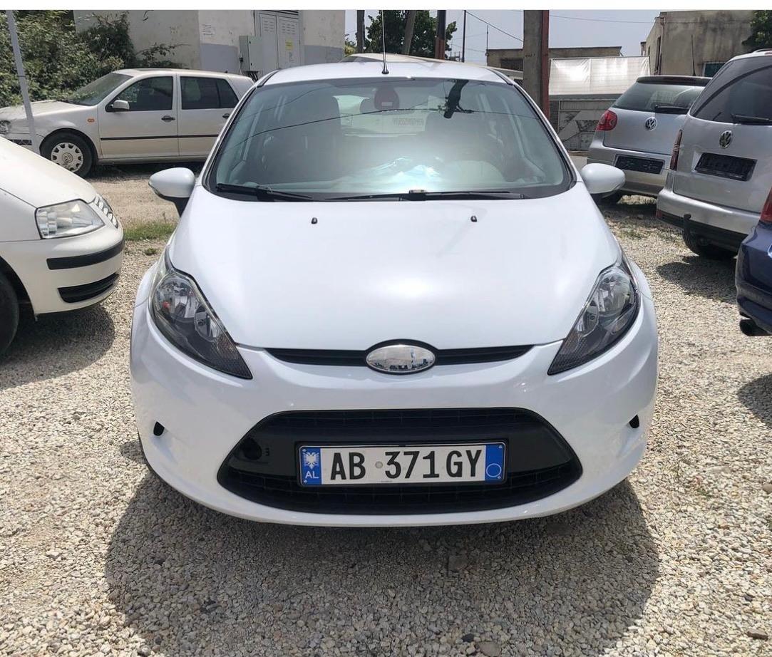 Ford Fiesta for rent
