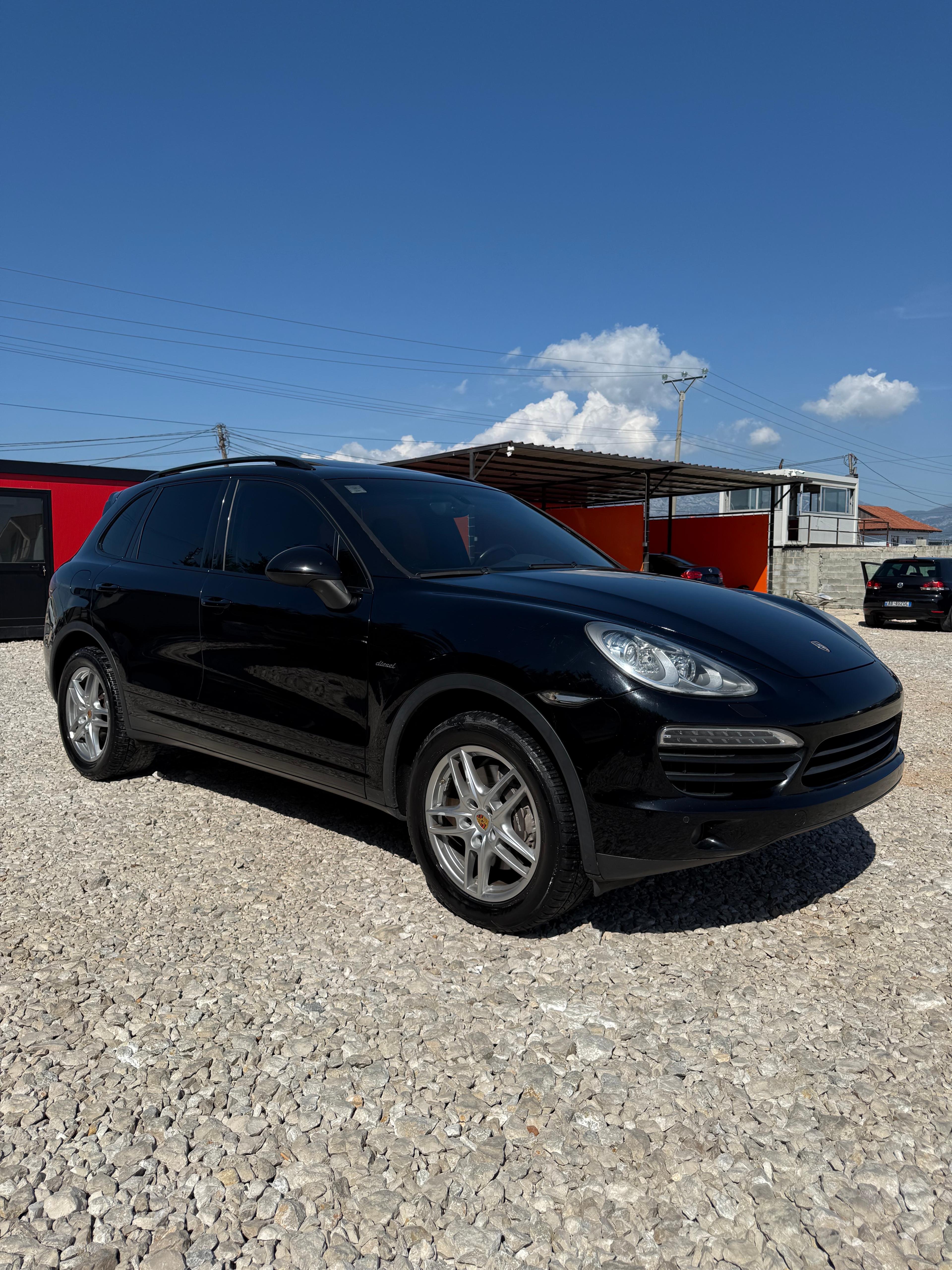 Porsche Cayenne for rent