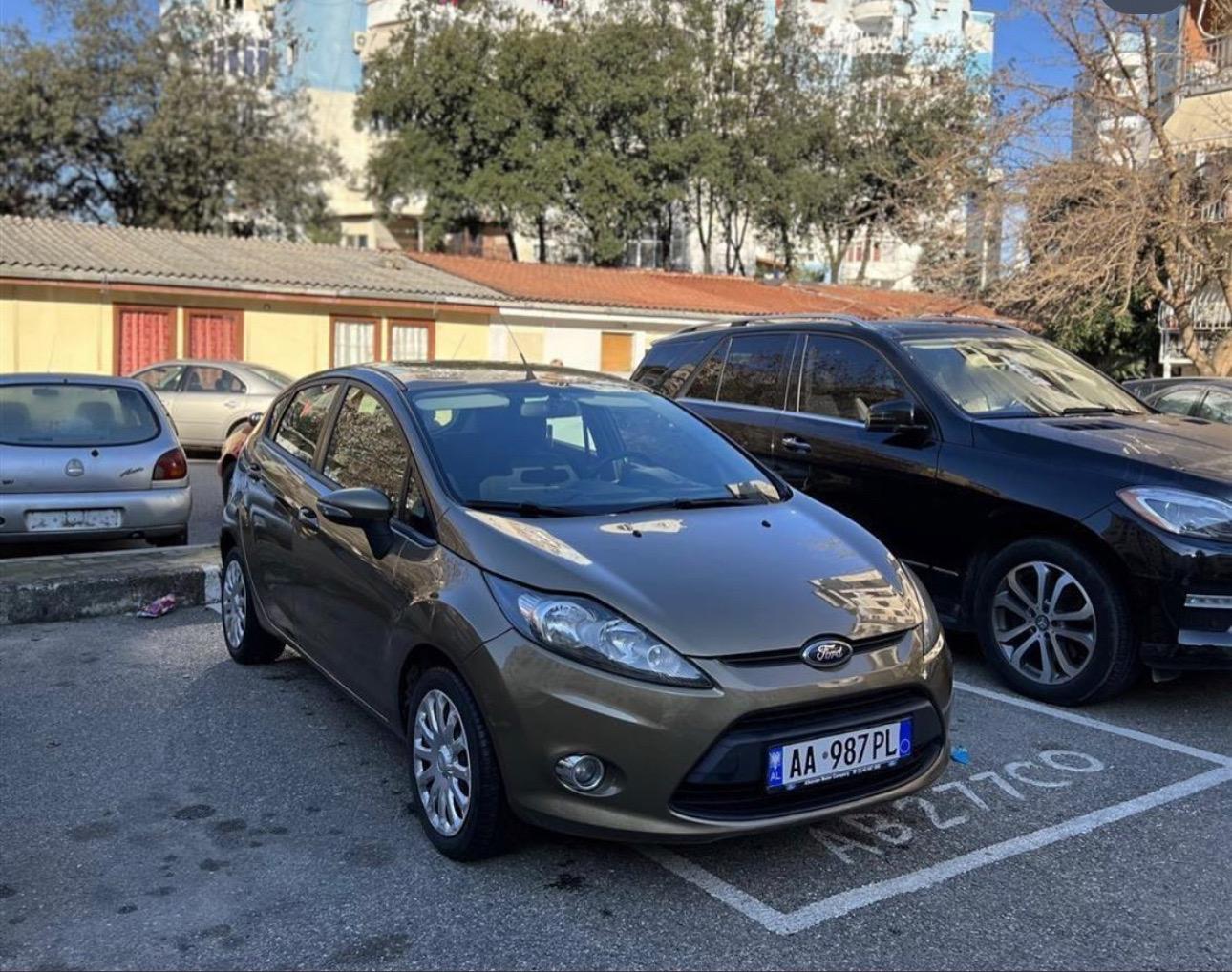 Ford Fiesta for rent