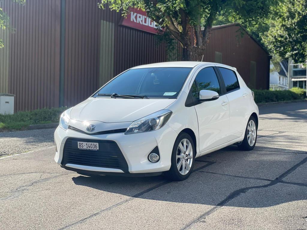 Toyota Yaris for rent