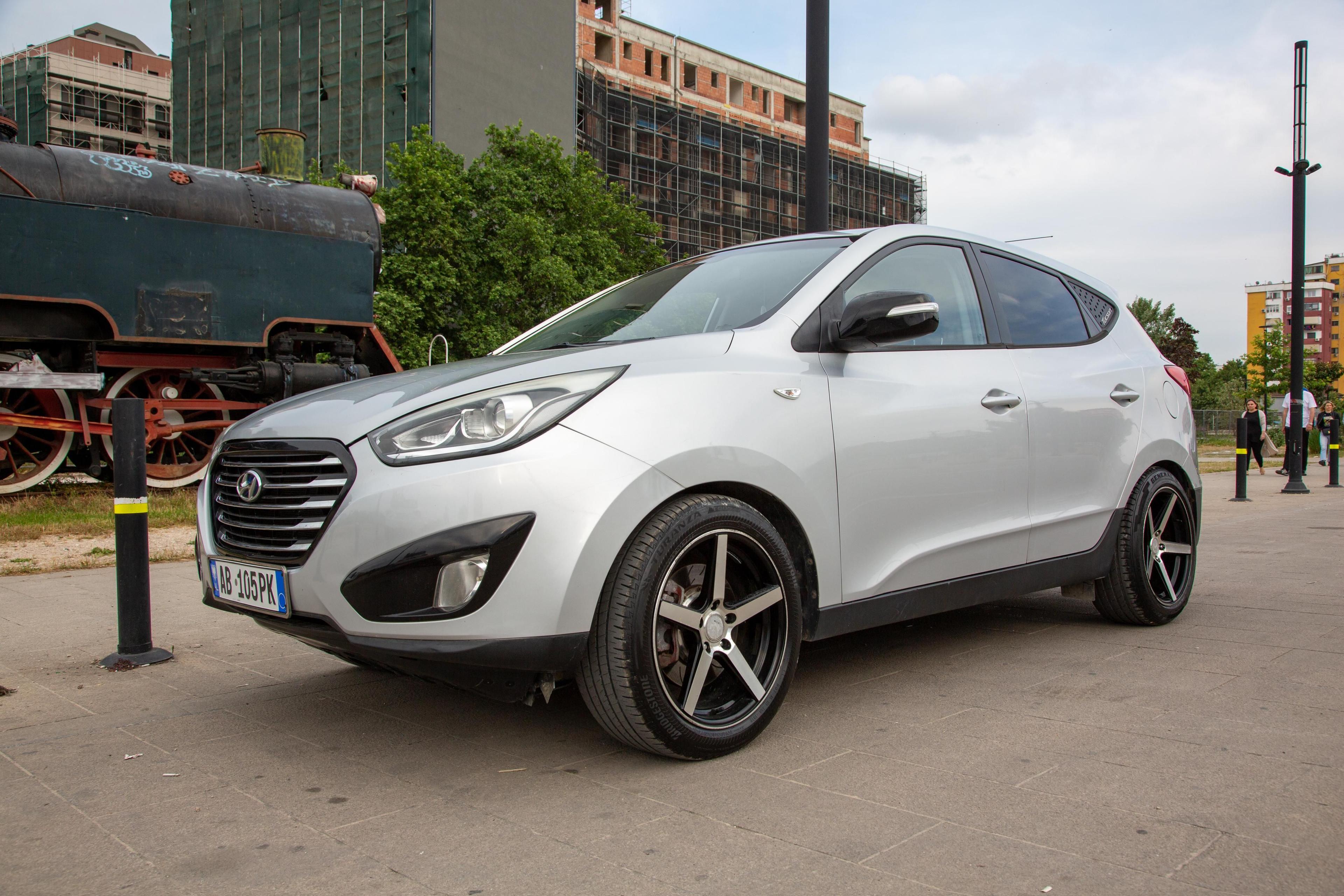 Hyundai Tucson for rent