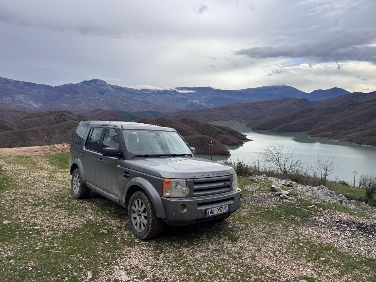 Land Rover Discovery for rent