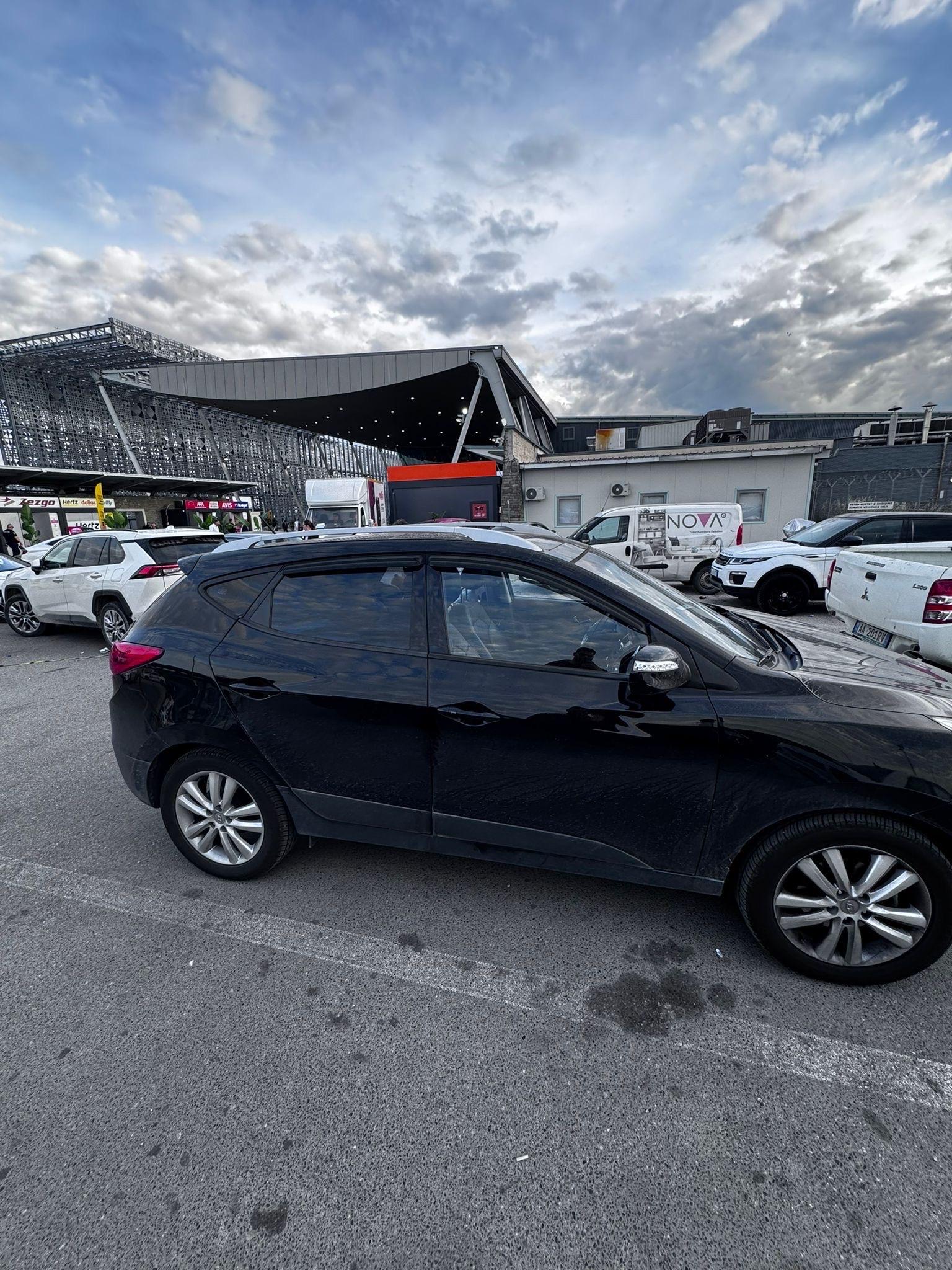 Hyundai Tucson for rent