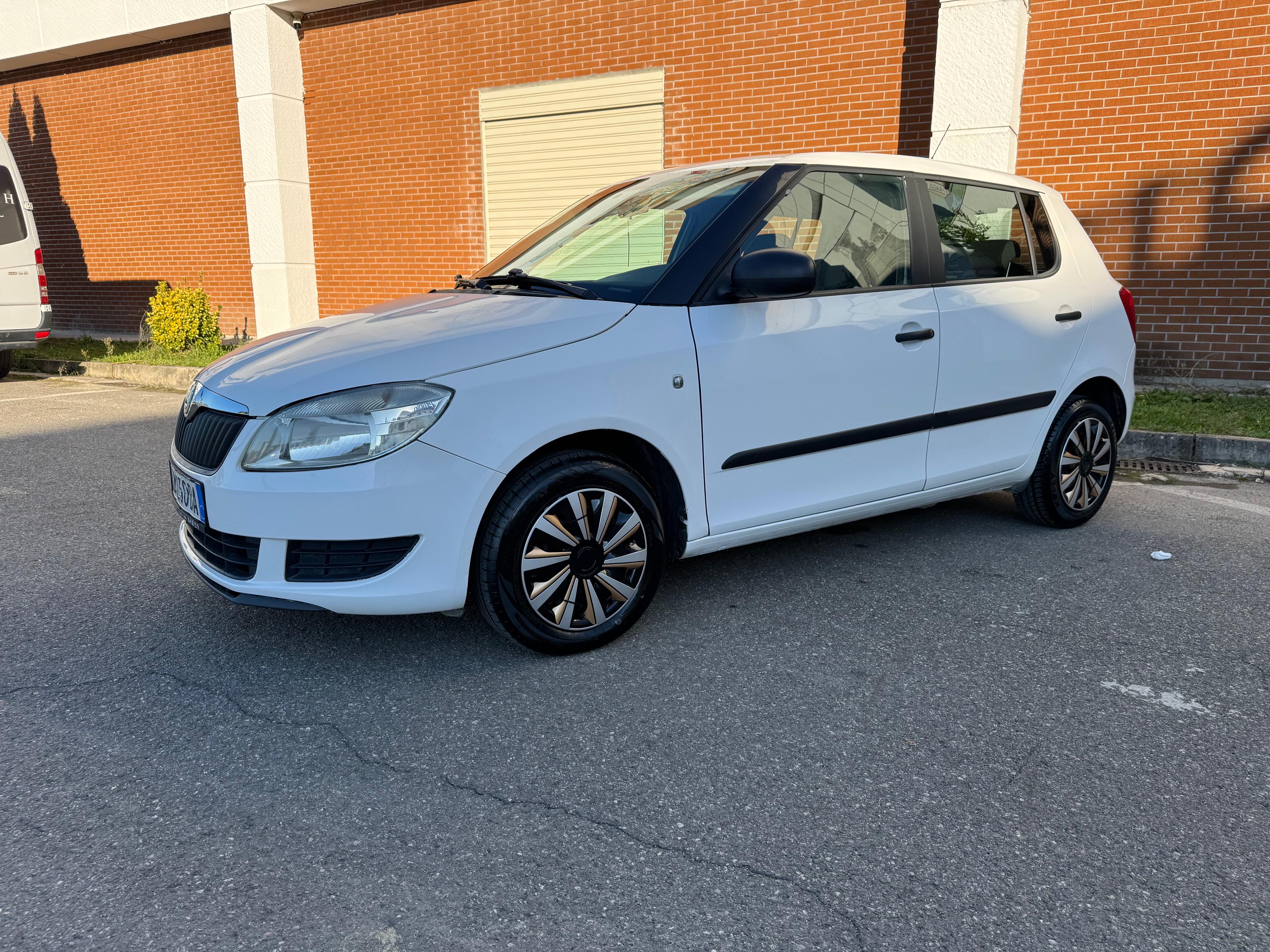 Skoda Fabia for rent