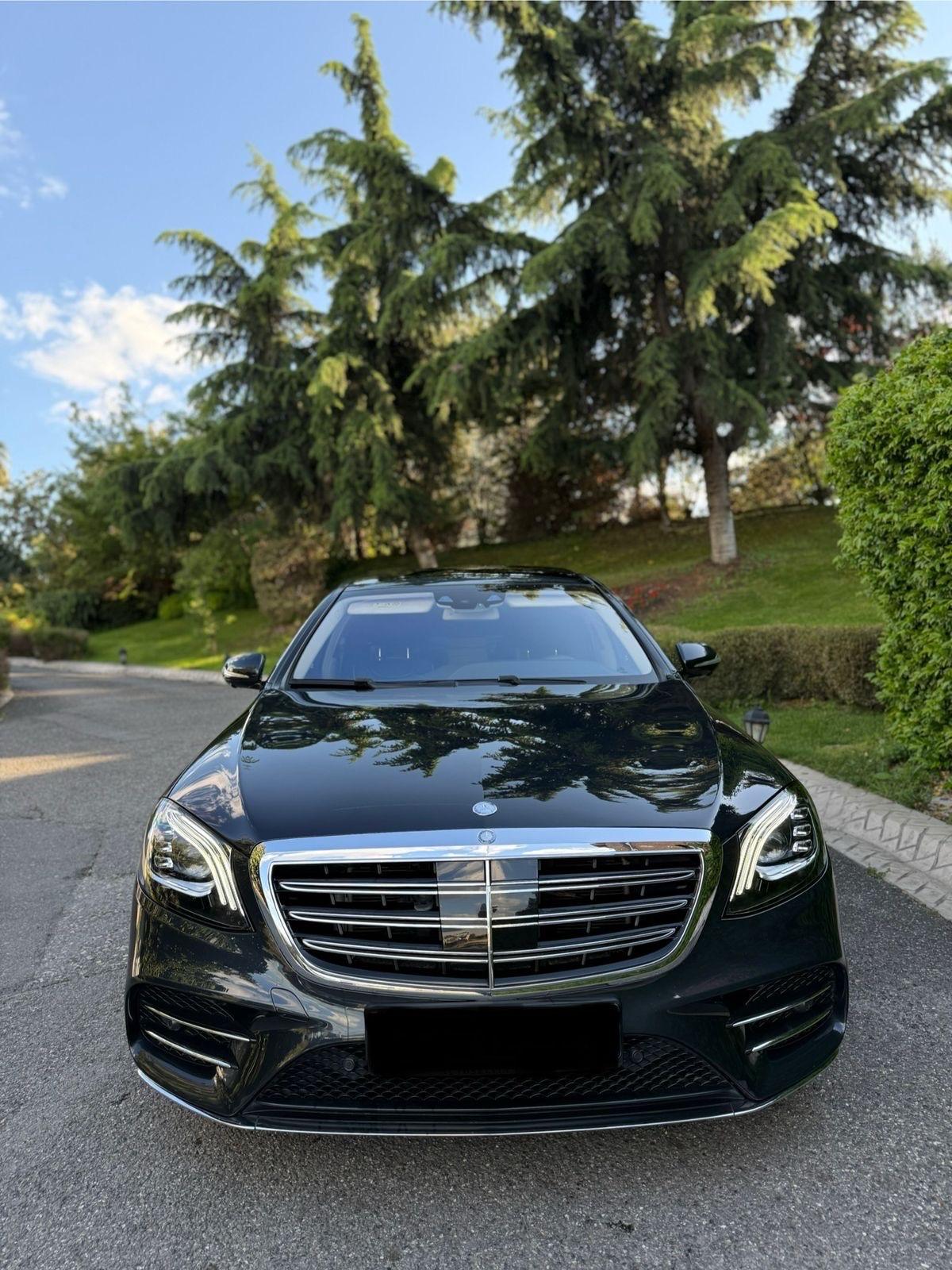 Mercedes-Benz 300 SE for rent