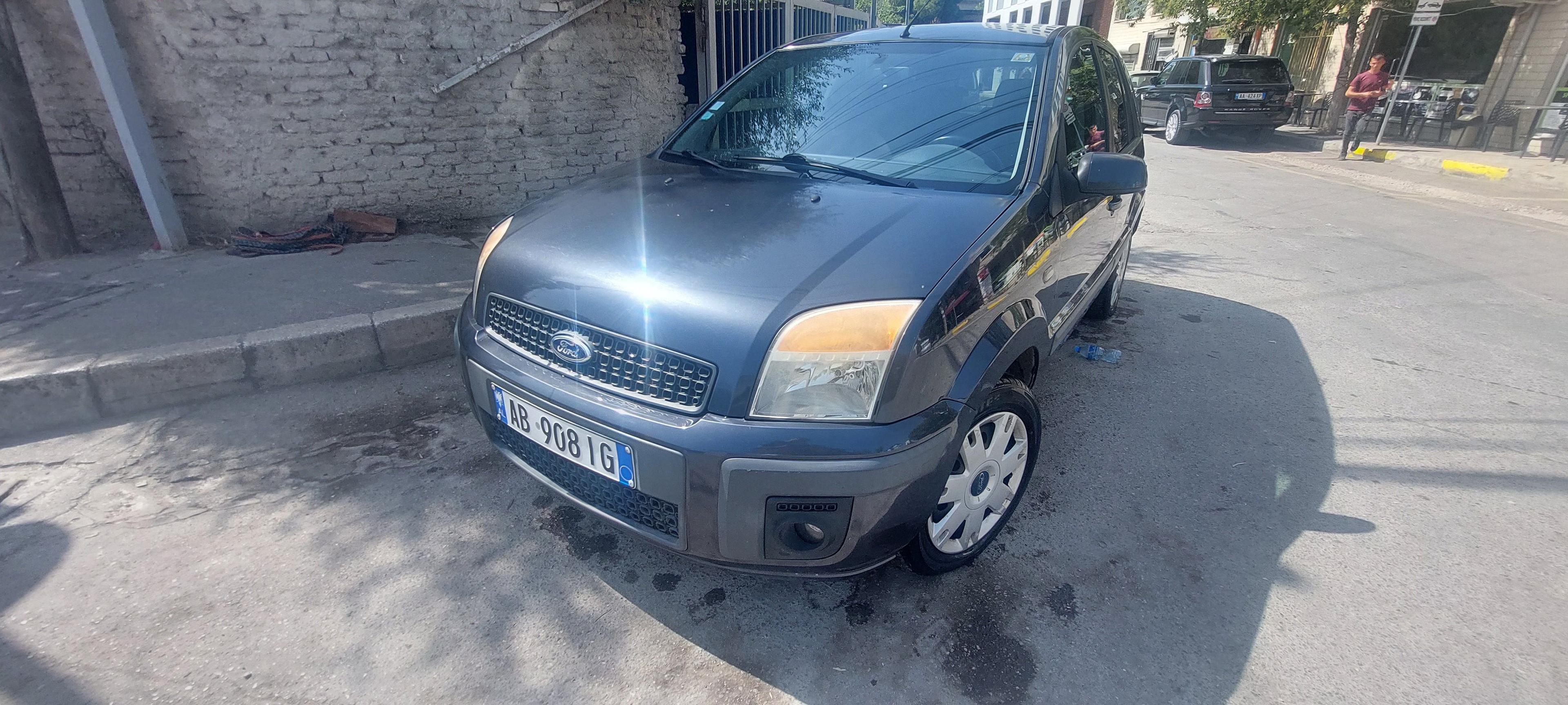 Ford Fusion Energi for rent