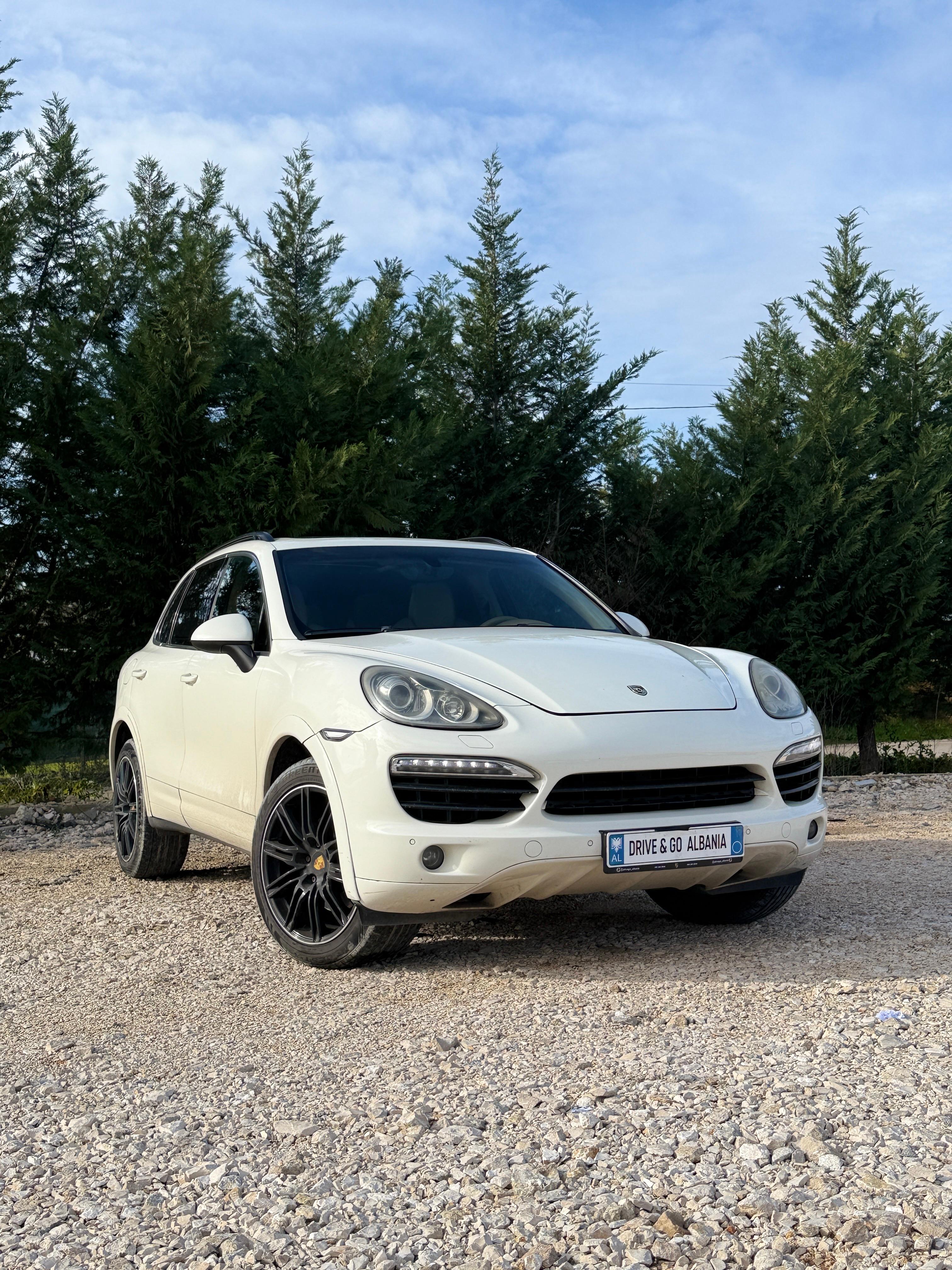 Porsche Cayenne for rent