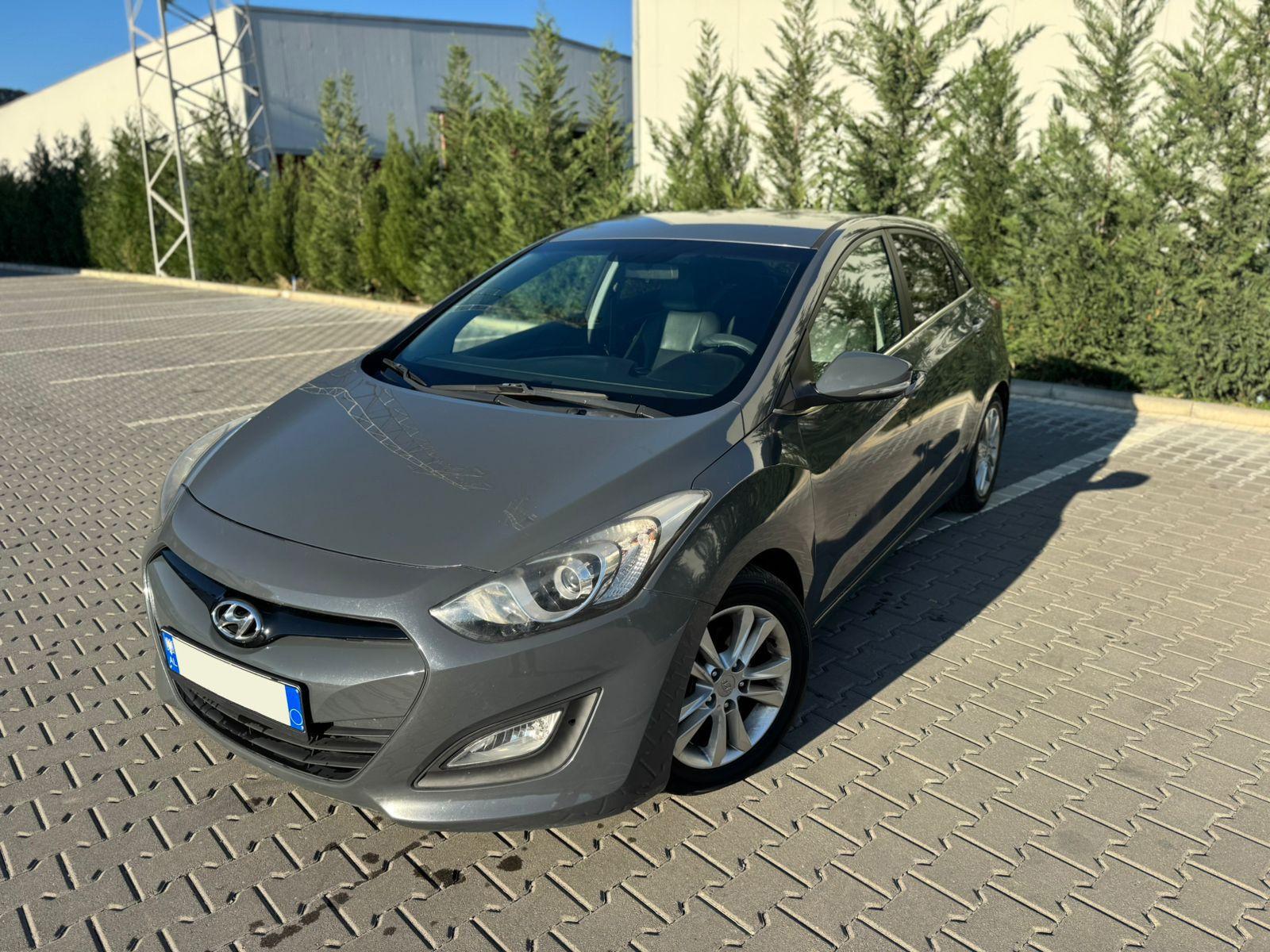 Hyundai I30 for rent